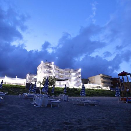 Hotel Melissa Торре-Мелисса Экстерьер фото