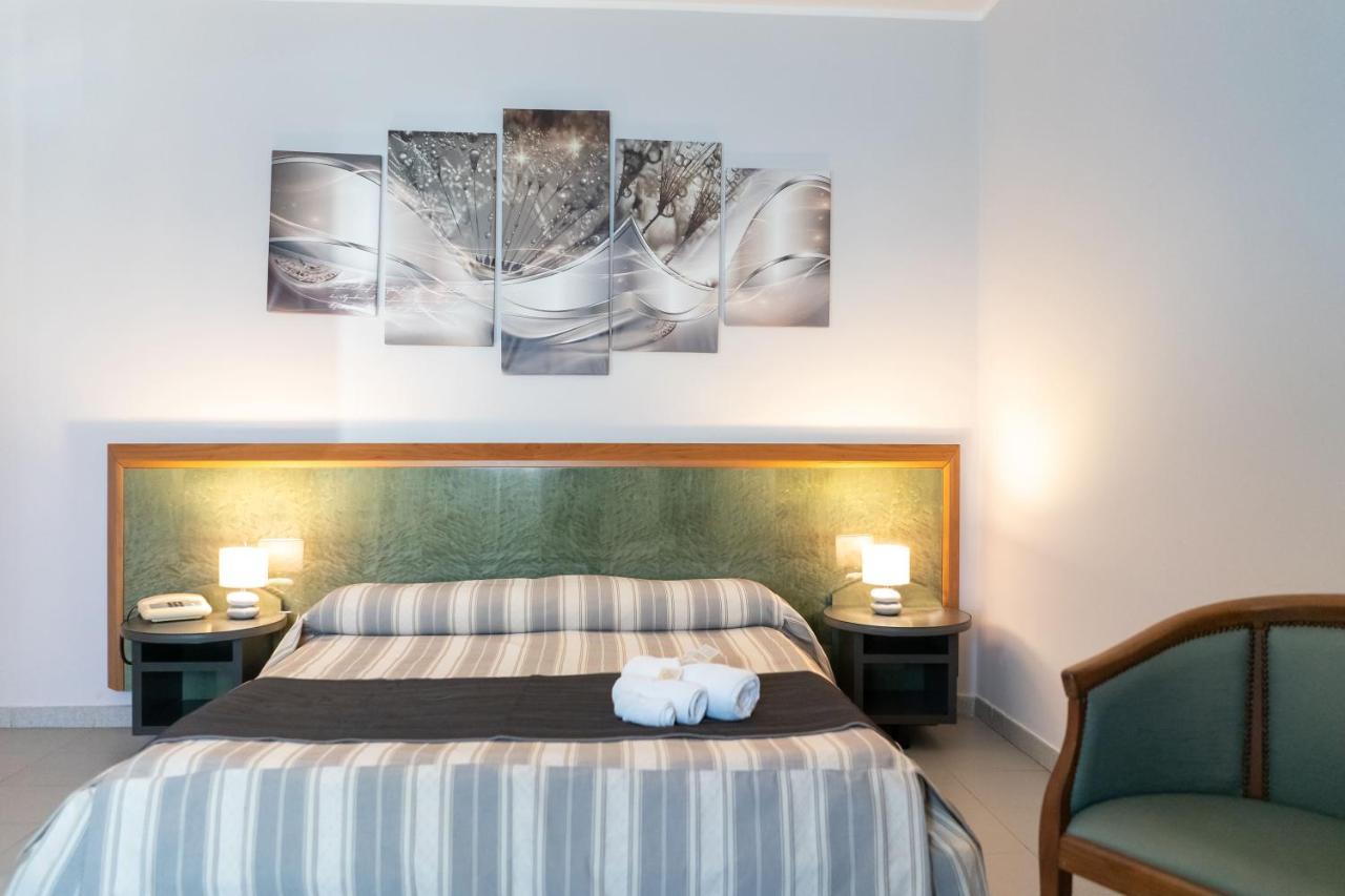 Hotel Melissa Торре-Мелисса Экстерьер фото