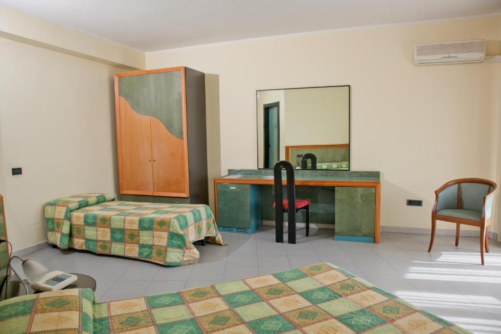 Hotel Melissa Торре-Мелисса Экстерьер фото