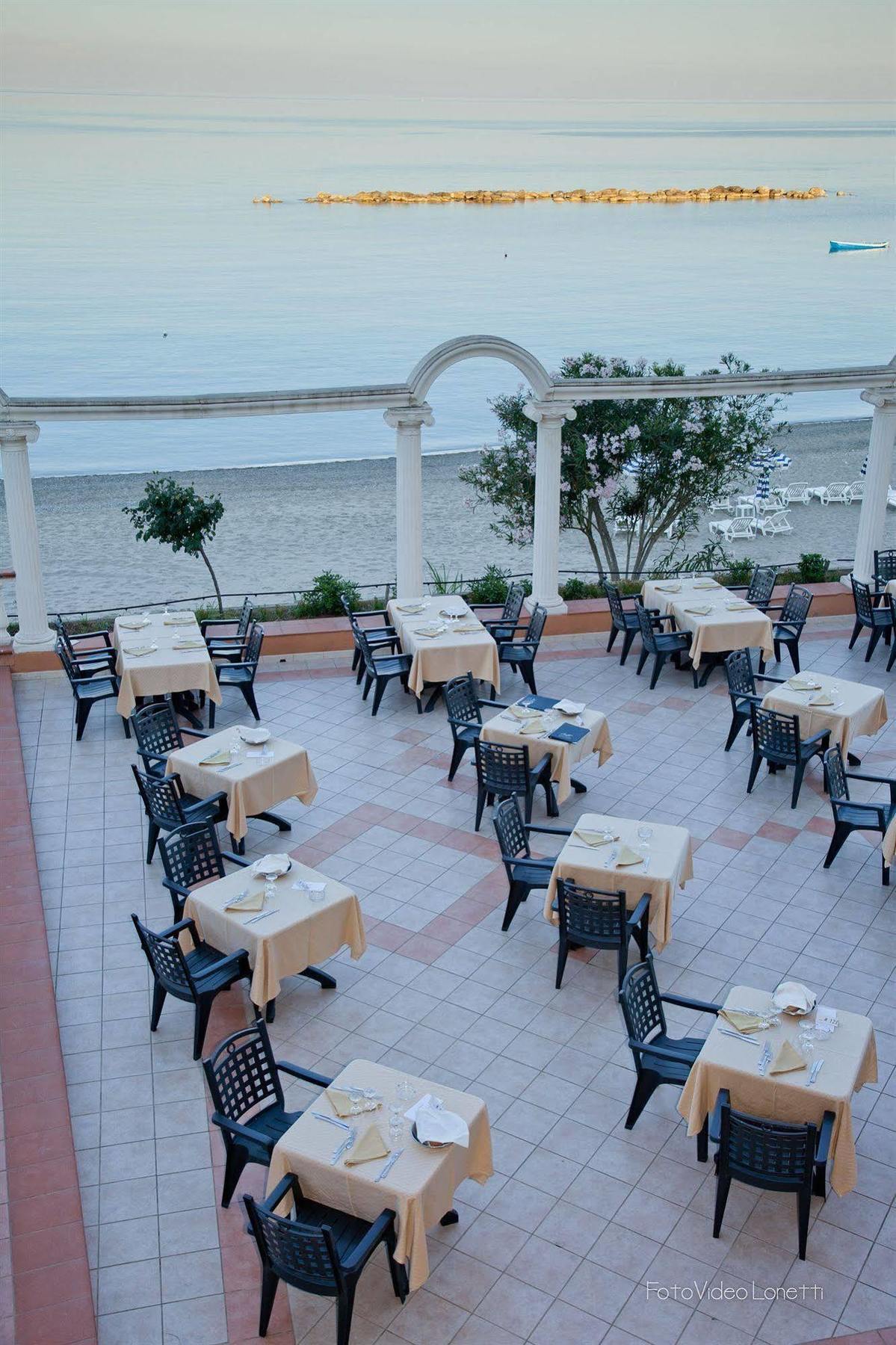 Hotel Melissa Торре-Мелисса Экстерьер фото
